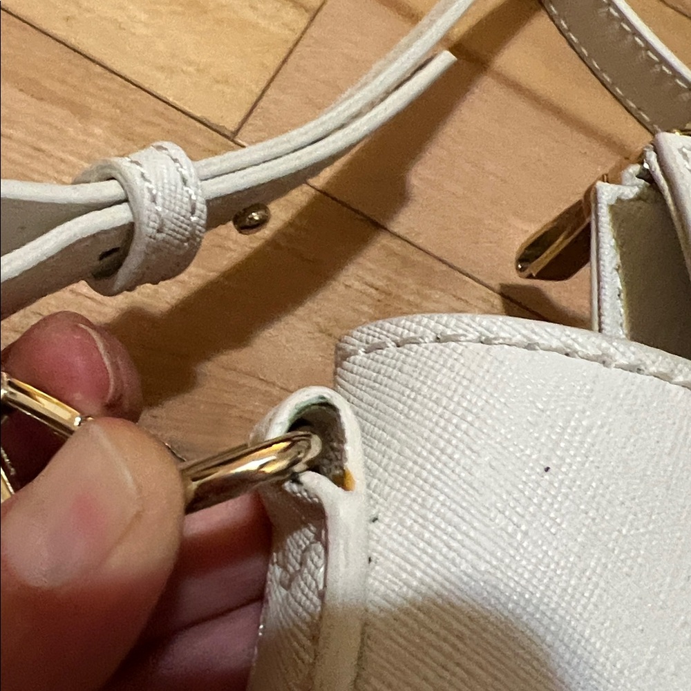 Chic Jack French London Crossbody Bag with Gold Accents - Picture 15 of 17